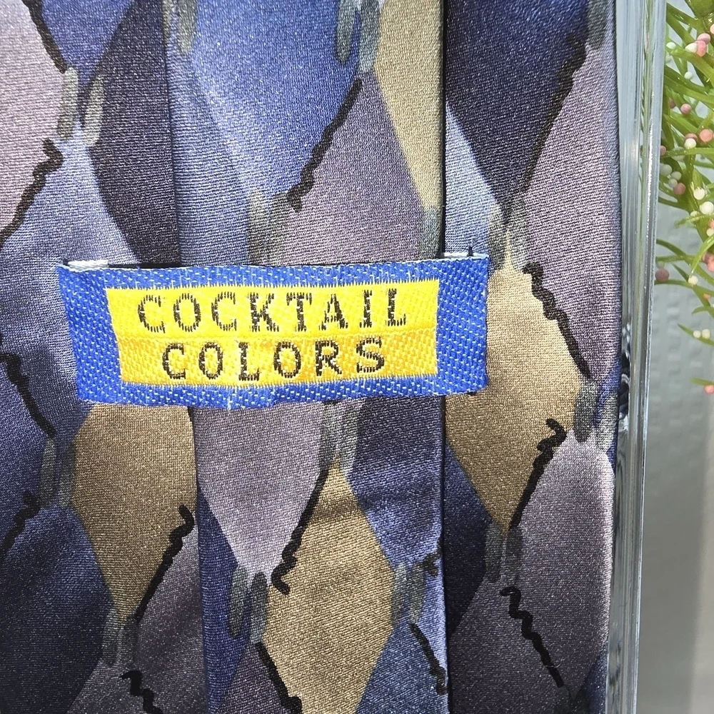 Cocktail Colors Blue and Gold Geometric Silk Tie